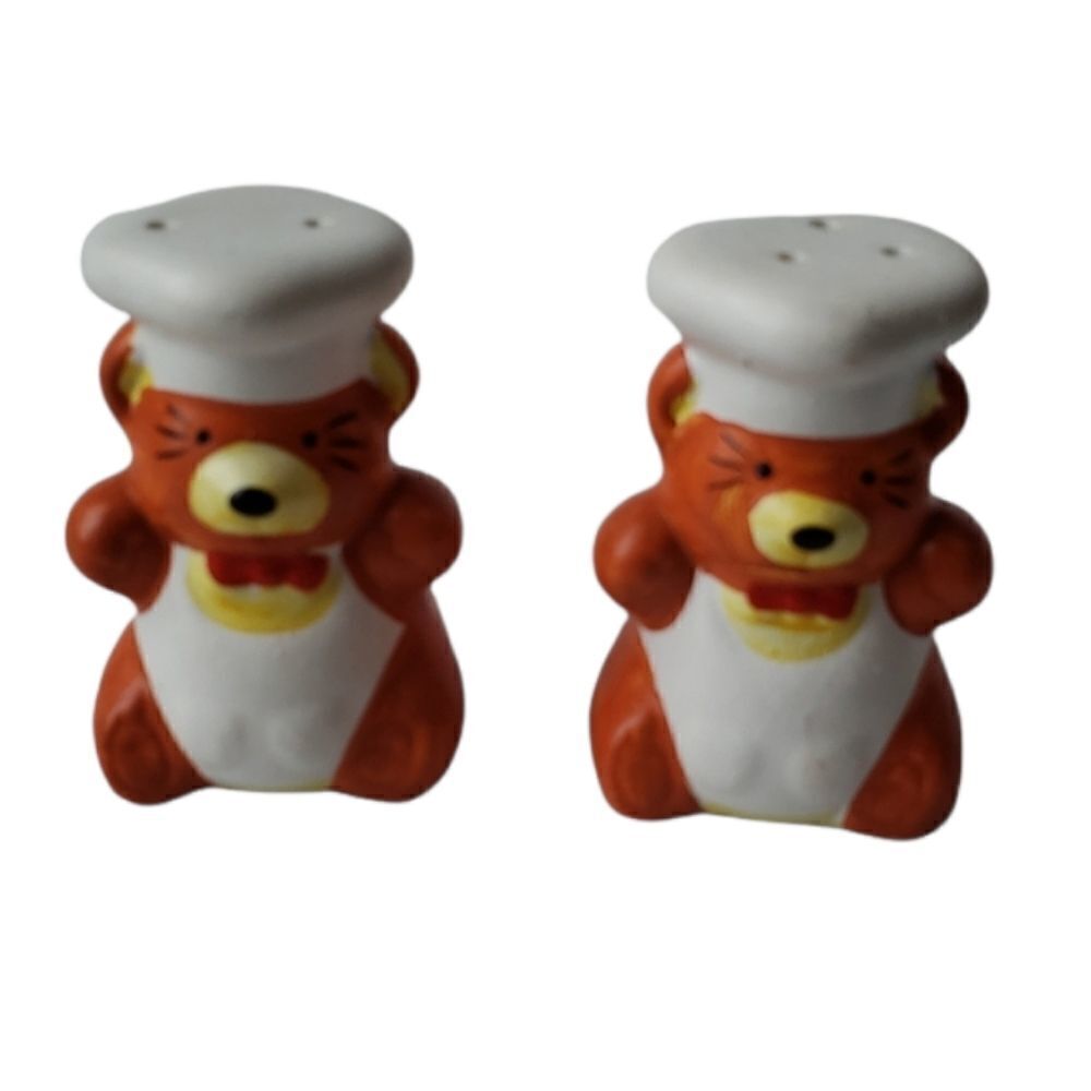 Vintage chef bear salt and pepper shakers